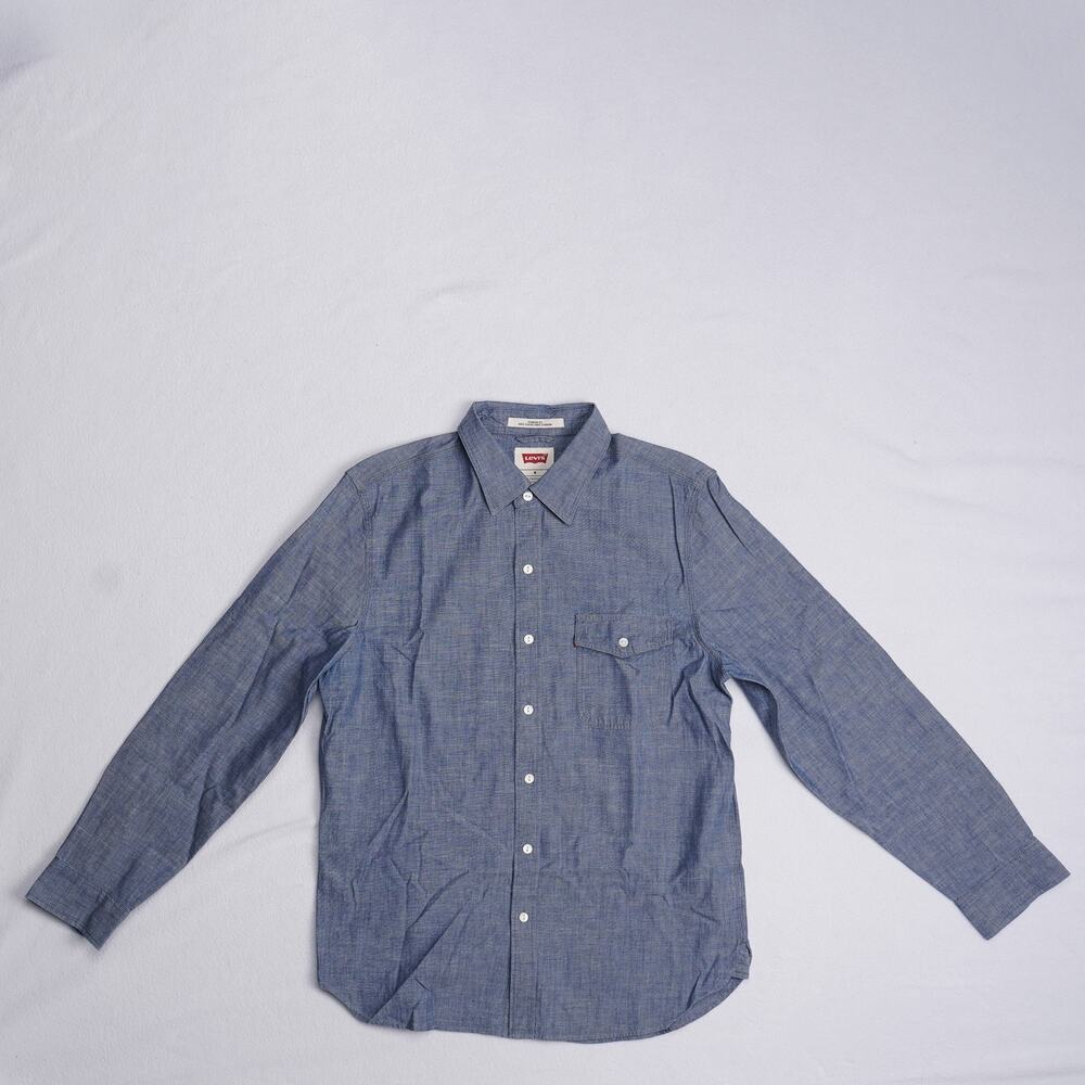 Levi's Chambray Shirt Mens M Blue Standard Fit Long Sleeve Button Up Workwear